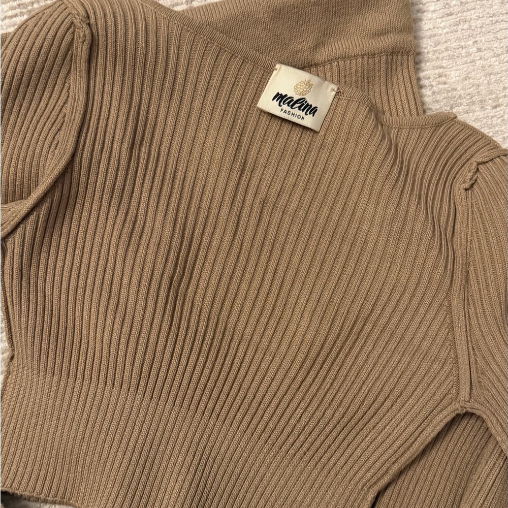 Chic Tan Ribbed Skirt Set - Picture 4 of 4